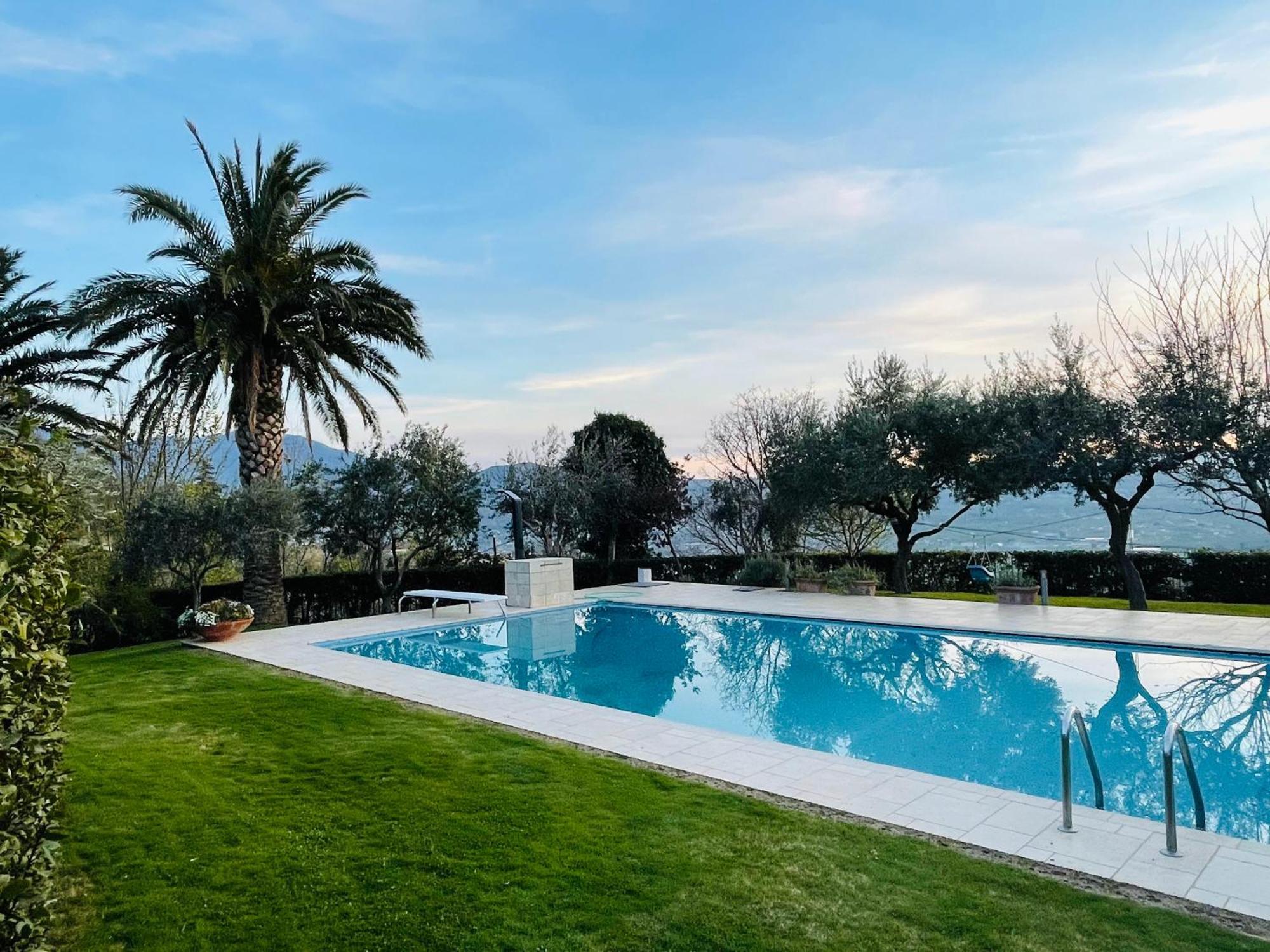 Villa Mandetta B&B Santo Stefano del Sole Bagian luar foto