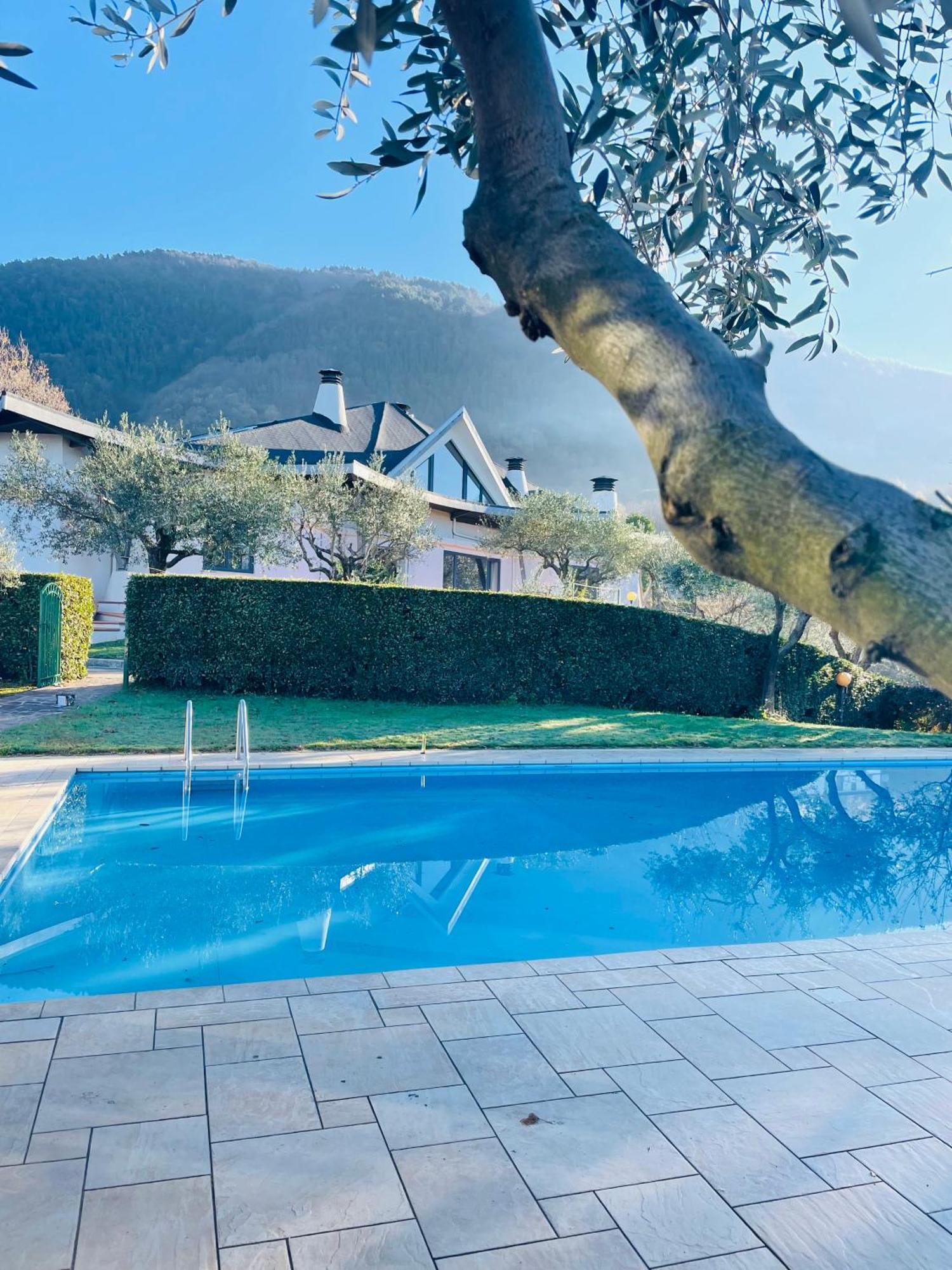 Villa Mandetta B&B Santo Stefano del Sole Bagian luar foto
