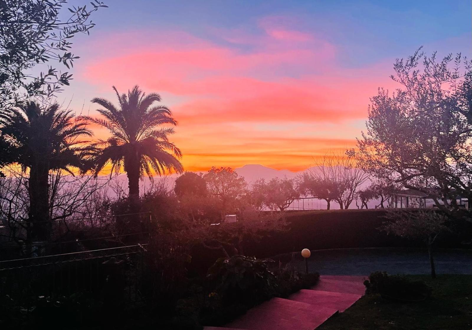 Villa Mandetta B&B Santo Stefano del Sole Bagian luar foto