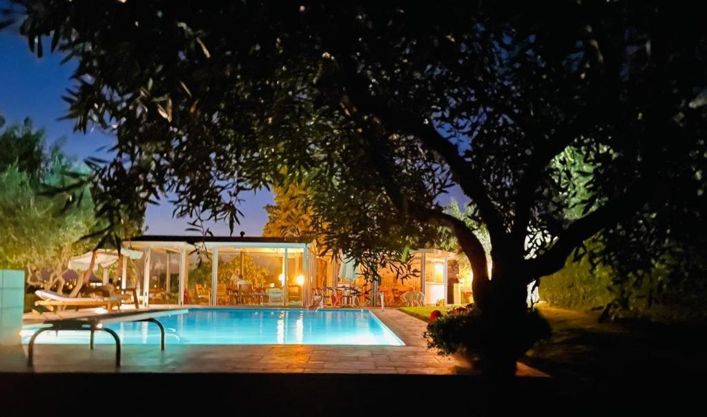 Villa Mandetta B&B Santo Stefano del Sole Bagian luar foto