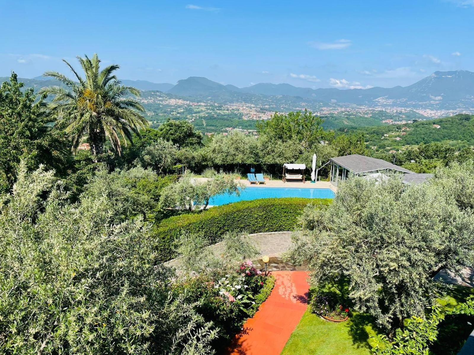 Villa Mandetta B&B Santo Stefano del Sole Bagian luar foto
